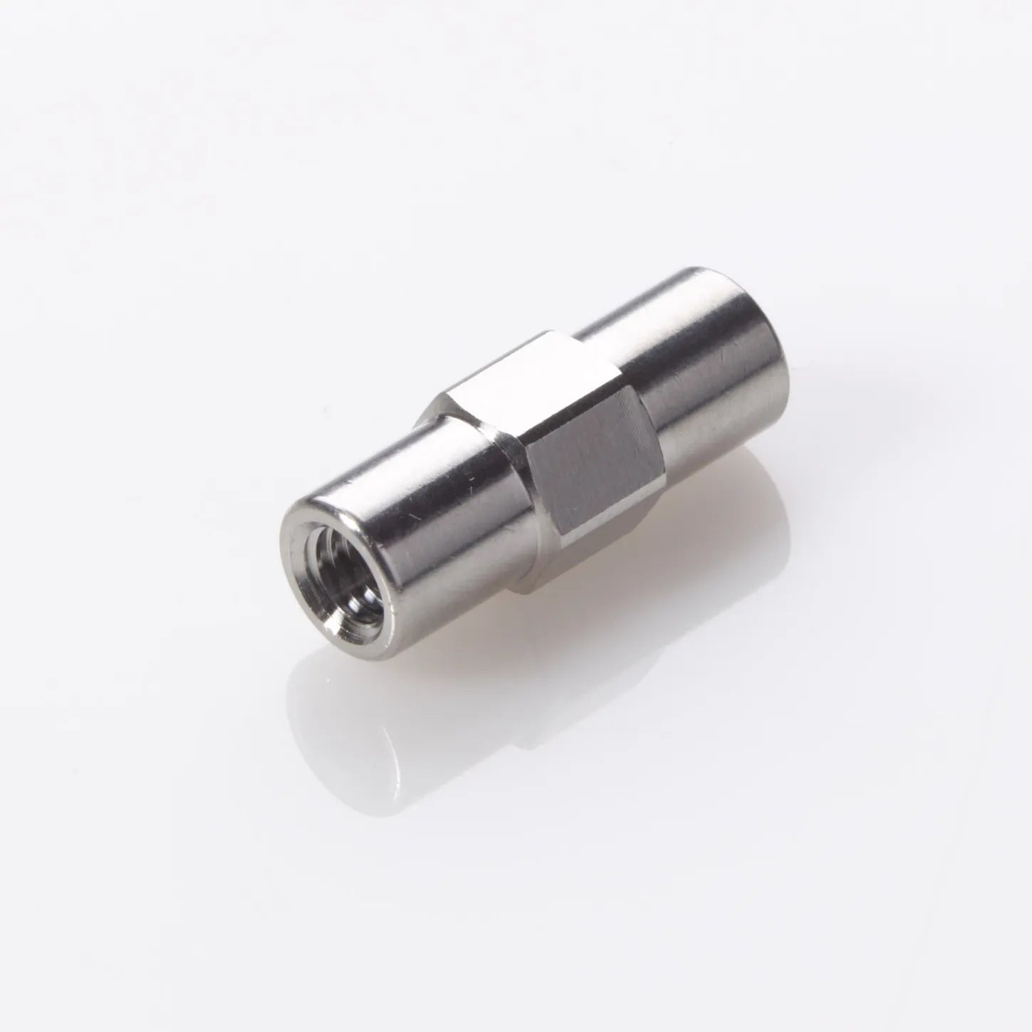 Connector Union ZDV Stainless Steel 0.020" (0.50mm) Thru-Hole for 1/16" OD Tubing (Union Body Only)
